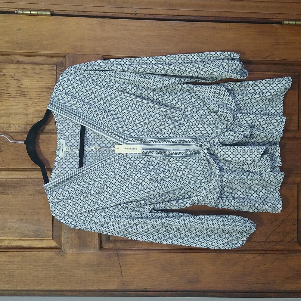 NWT blouse from Max Studio.